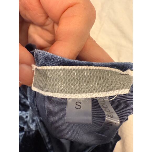 Liquid by Sioni Velvet Top Women Small Blue Stretch Tie Bell Sleeve Keyhole Back - Picture 8 of 9